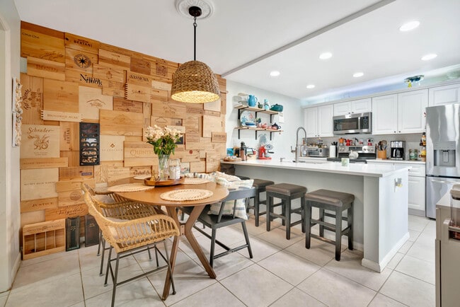 Photo - 148 Heritage Way