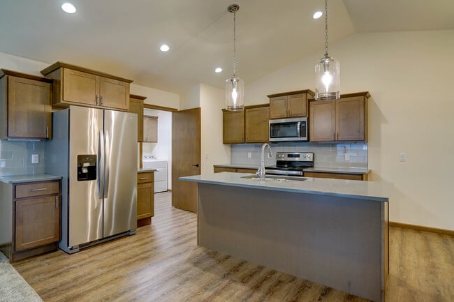Photo - 440 Odyssey Ct