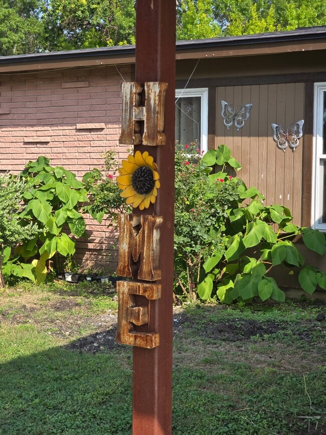 Photo - 106 Knollwood Dr
