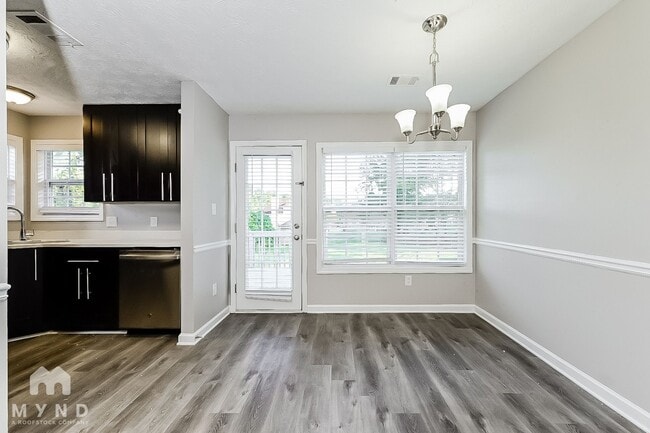 Photo - 676 Togwatee Pass