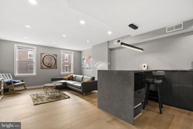 Photo - 311 Wharton St