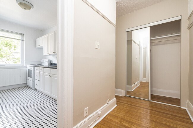 Photo - 100 Vaughan Rd