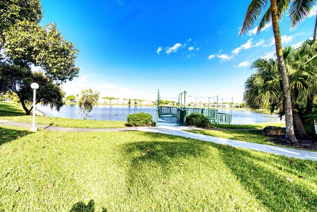 Photo - 3401 NW 44th St Unit 205