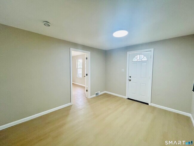 Photo - 203 E Main St