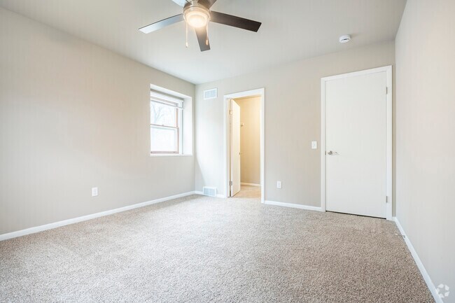 3BR, 2BA - 1360SF - Bedroom - Woodland Reserve Apartments