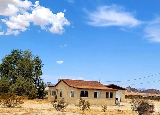 Building Photo - Nice and Quite 1 bedroom 1 bath with Bonus... Rental