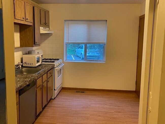Photo - 44 Bayberry Dr Unit 1