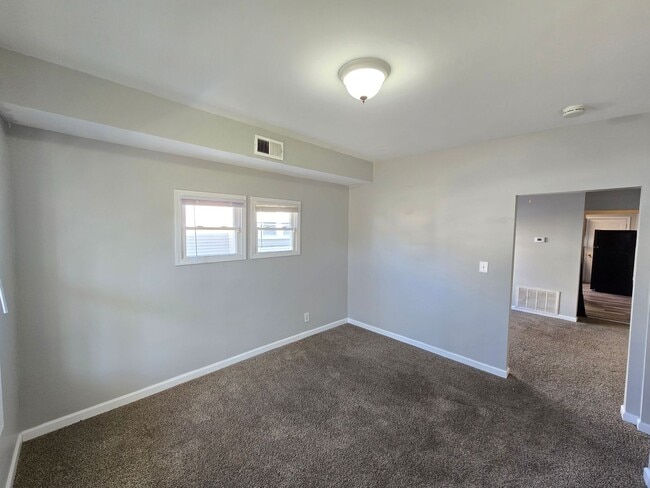 Photo - 115 N 46th St Unit 2