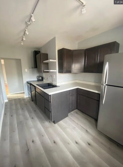 Building Photo - Meramec Unit 2FL East