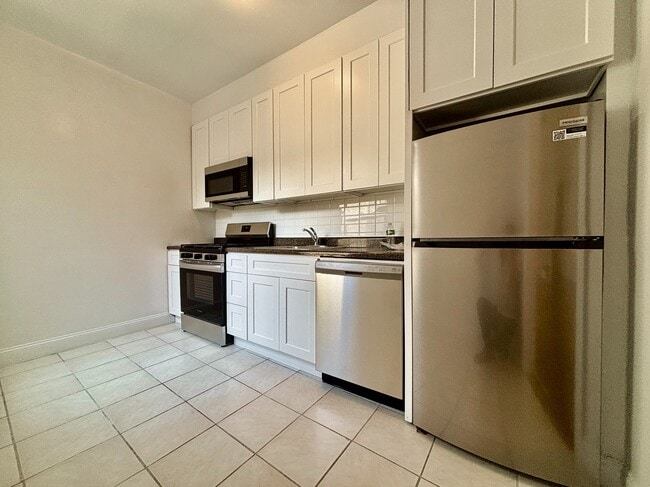 Photo - 108 Park Terrace E Apartment Unit 3F