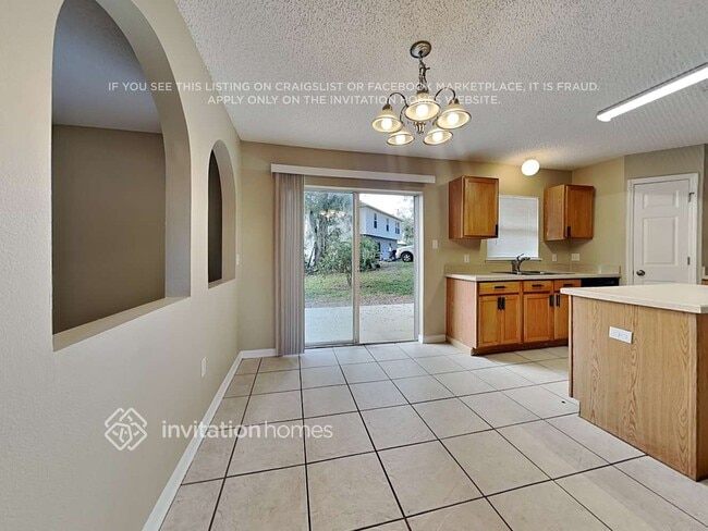 Photo - 205 Fort Smith Blvd