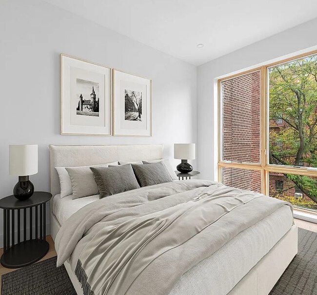 Building Photo - 184 Hawthorne St