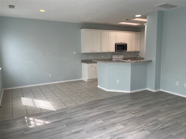 Photo - 9022 Elm Drake Ln