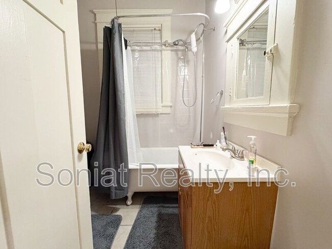 Photo - 2540 D'Abadie St