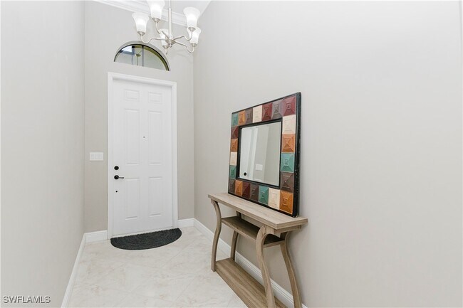 Photo - 5265 Messina St