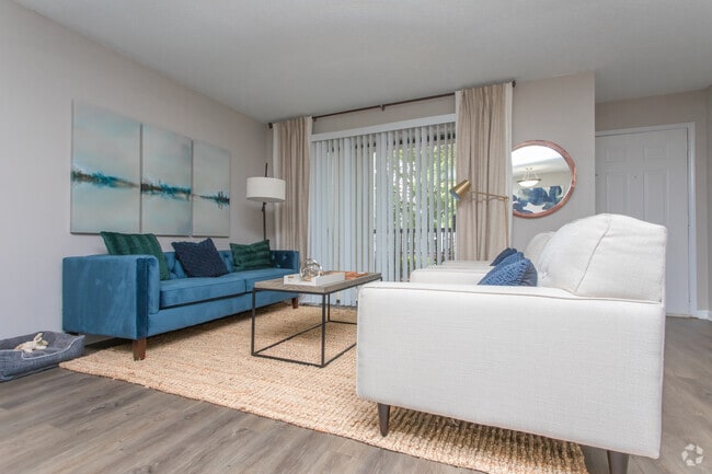 2HAB, 2BA - 1,000 ft² - The Carson at Peachtree Corners