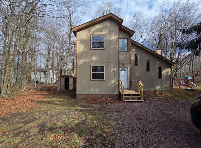 Photo - Welcome to this charming 3-bedroom, 2-bathroom home located in the scenic Tobyhanna, PA.