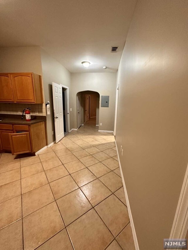 13 Washington Townhome Townhome Rental in Garfield NJ