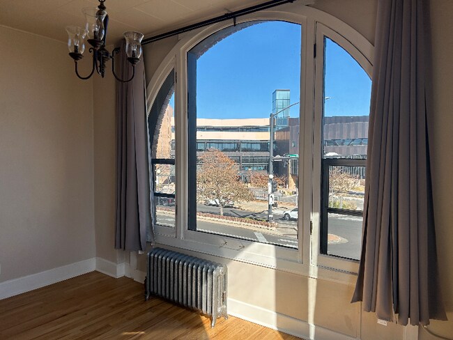 Photo - 111 Broadway Ave Unit 19