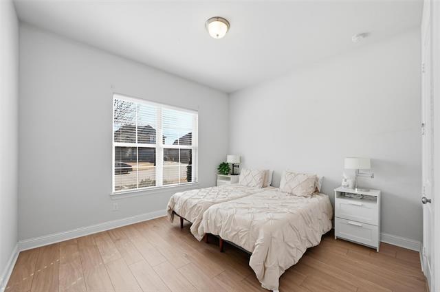 Photo - 1074 James Ct