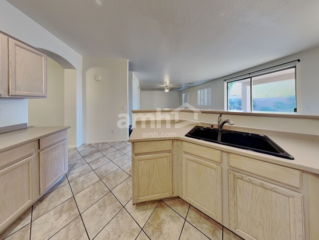 Photo - 6829 W Yearling Rd