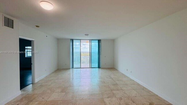 Photo - 15051 Royal Oaks Ln Unit 1604