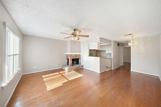 Building Photo - 7402 Alabonson Rd Unit 506 Rental