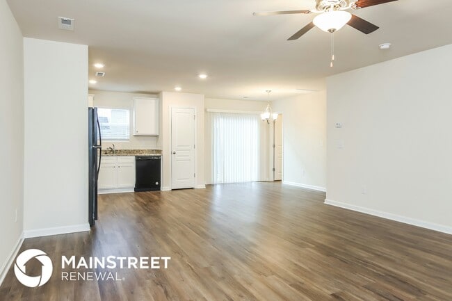 Photo - 366 Armistead Ct