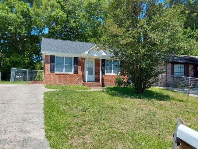 Photo - 1612 S Greene St