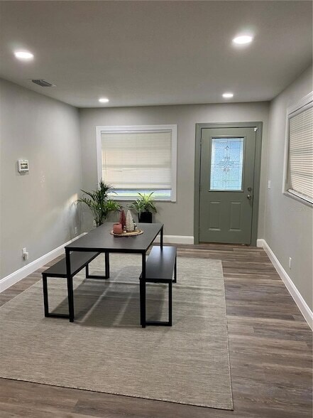 Photo - 7014 Glenview Dr