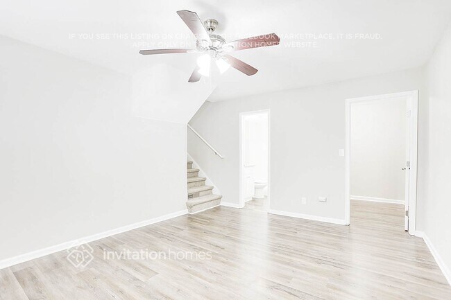 Photo - 3018 Battle Forrest Dr