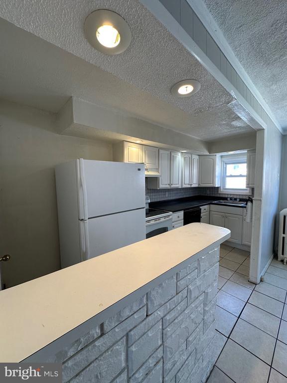 Photo - 7139 Greenwood Ave