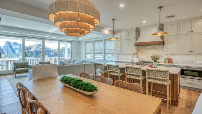 Photo - 106 N Derby Ave