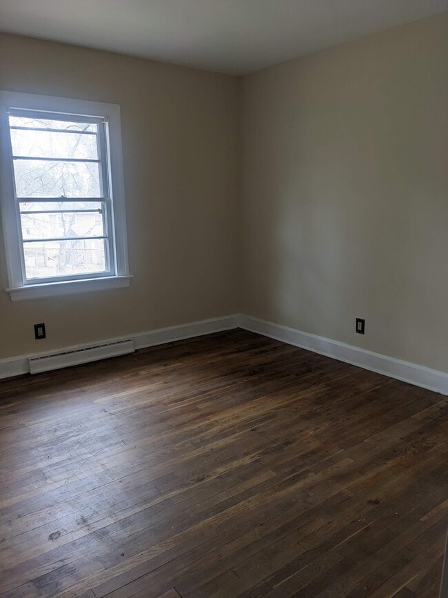 Photo - 1115 Woodrow St S