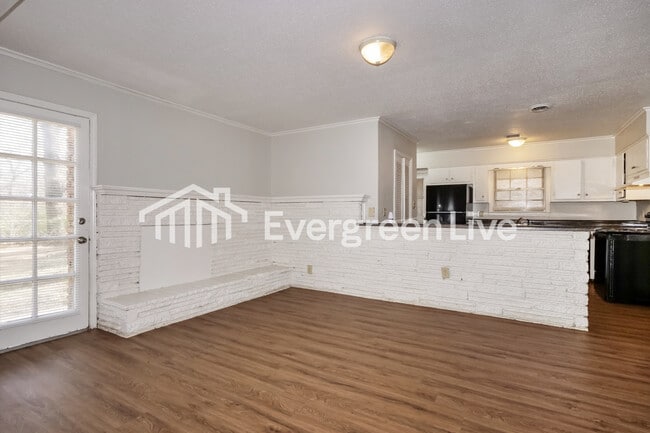 Photo - 4054 Beachamp Cove