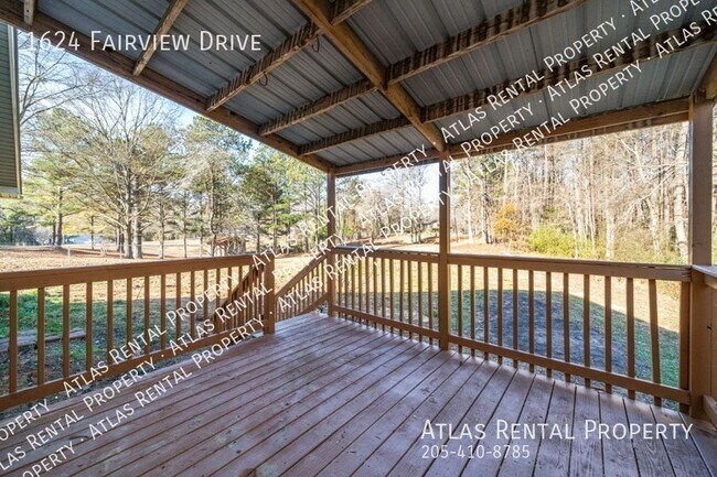 Photo - 1624 Fairview Dr