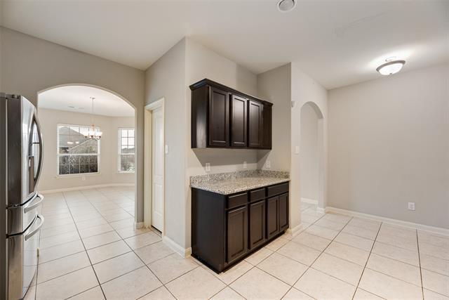 Photo - 4829 Beaver Creek Ave