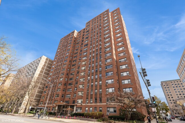 Photo - 2909 N Sheridan Rd Condominio Unidad 1612