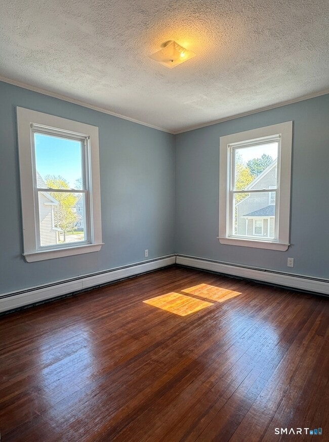 Photo - 125 Ward St Unidad D