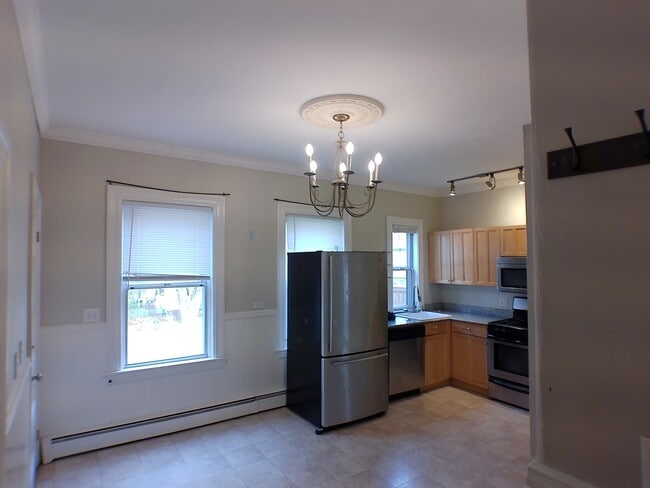 Photo - 1303 Smith St Unit 2