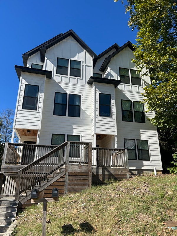 123 N Washington Ave