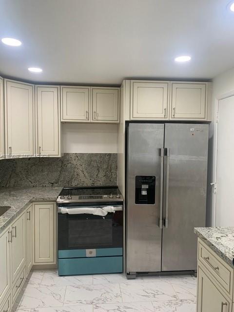 Photo - 901 NE 14th Ave Unit 305