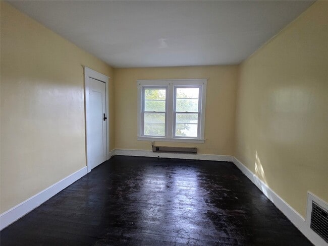 Photo - 155 Willow St Unit 2nd Floor