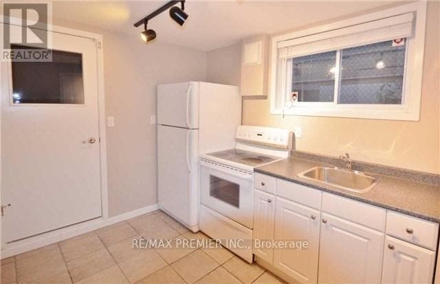 Photo - 10 Jopling Ave N Unit Bsmt Apt