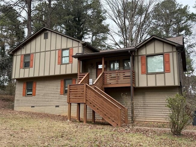 Photo - 4472 Calumet Dr NW