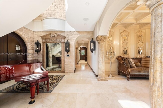 Photo - 6016 Leonardo St