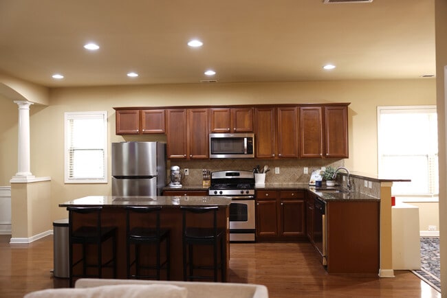 Photo - 3543 Archgate Ct