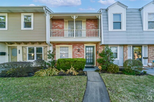Building Photo - 1413 Ramada Dr Unit 1413 Rental