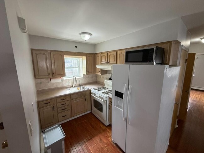 Photo - 3615 Waldo Ave