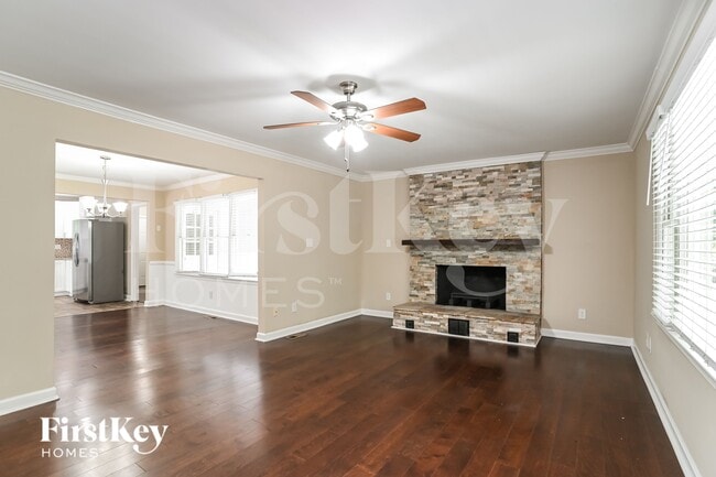 Photo - 3601 Chilham Pl